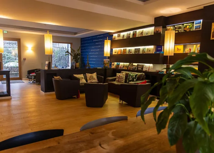 Adveniat Paris