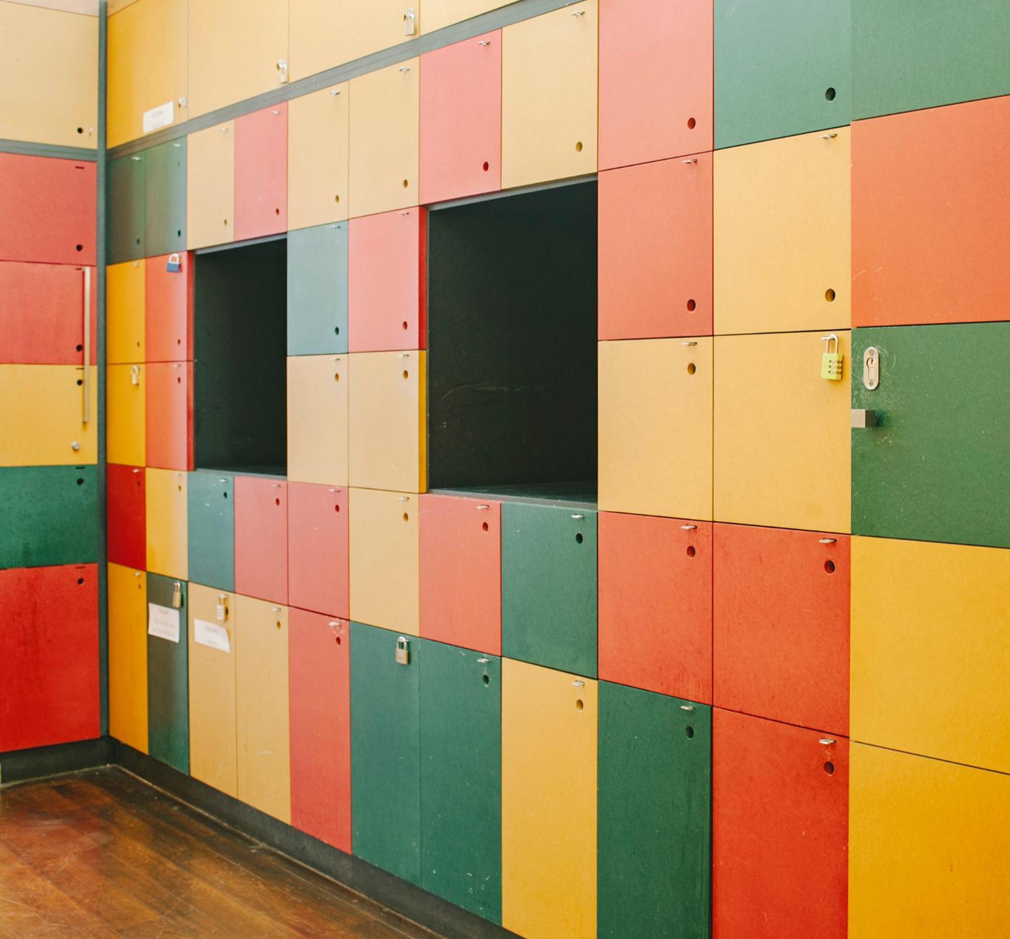 Hostel Adveniat Parijs